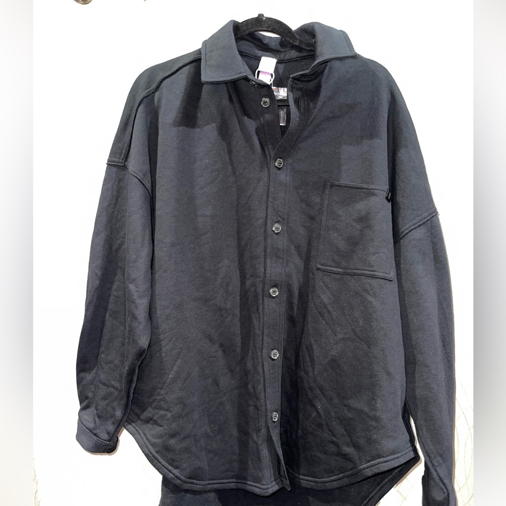 SOLD Savage X fenty sleep flannel top size small